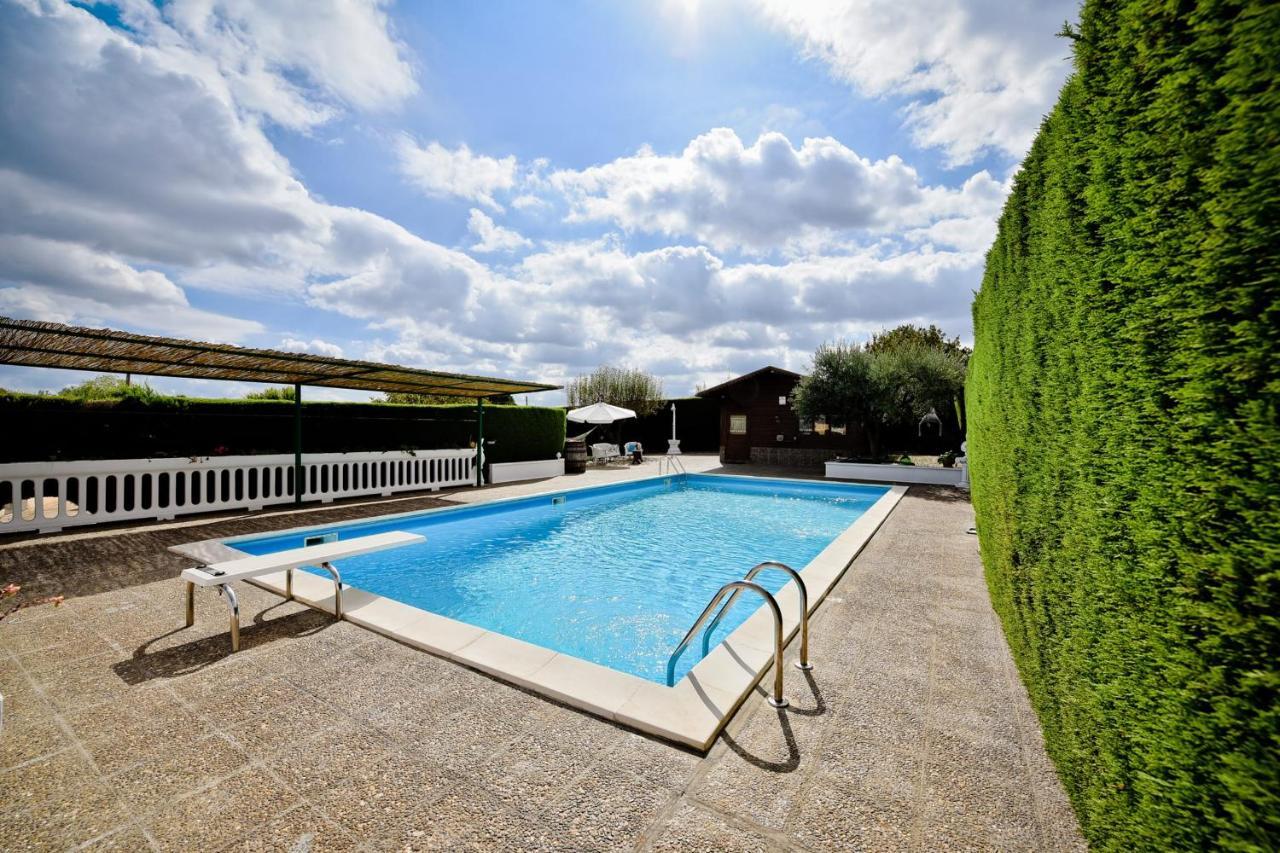 I Cinque Trulli With Swimming Pool Villa Martina Franca Exteriör bild