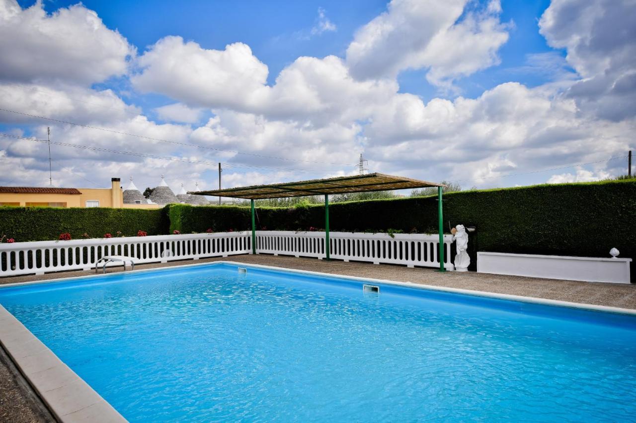 I Cinque Trulli With Swimming Pool Villa Martina Franca Exteriör bild